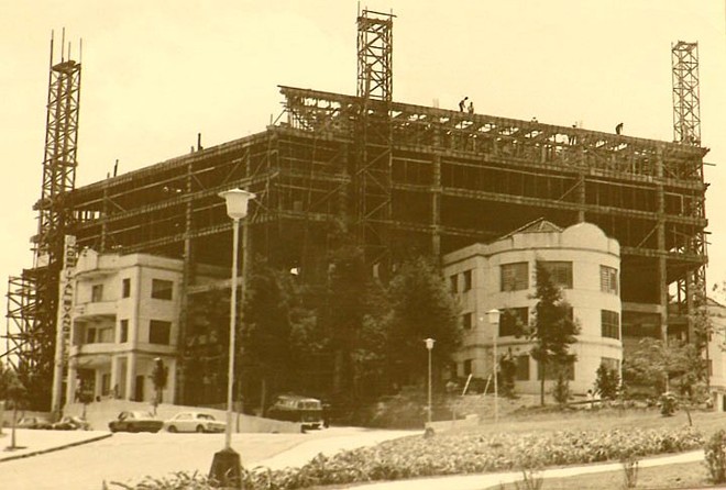 O projeto de construção do Evangélico mobilizou a Curitiba dos anos 40 e 50: foram 16 anos arrecadando doações da comunidade |