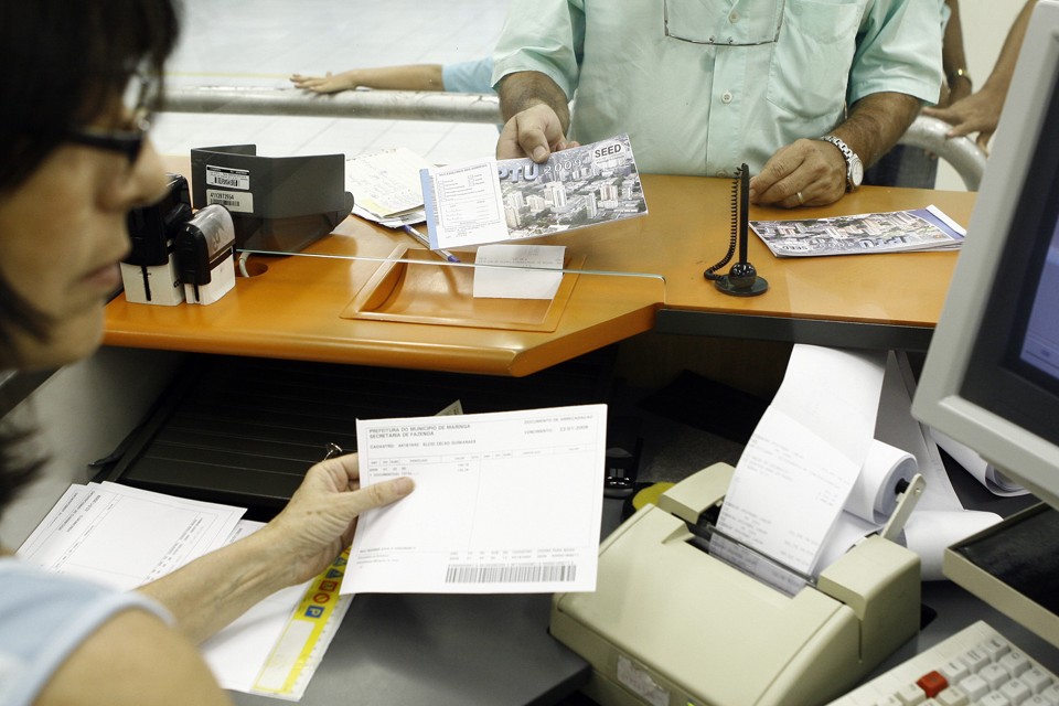 A partir do ano que vem os contribuintes deverão retirar o carnê na lotérica, na prefeitura ou pela internet | André Renato/PMM
