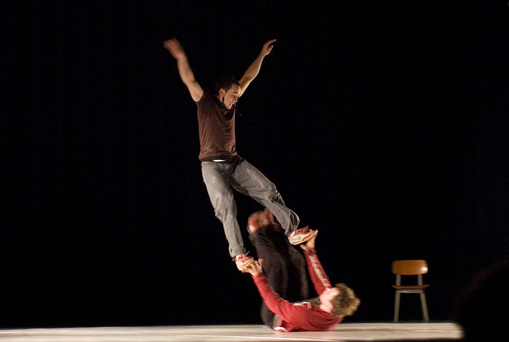 Os acrobatas Alexandre Fray e Frédéric Arsenault: técnica de mão na mão | Divulgação