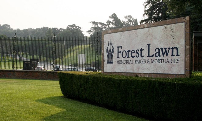 O corpo de Michael Jackson será levado para uma área de acesso restrito, um mausoléu feito de mármore e concreto reforçado |