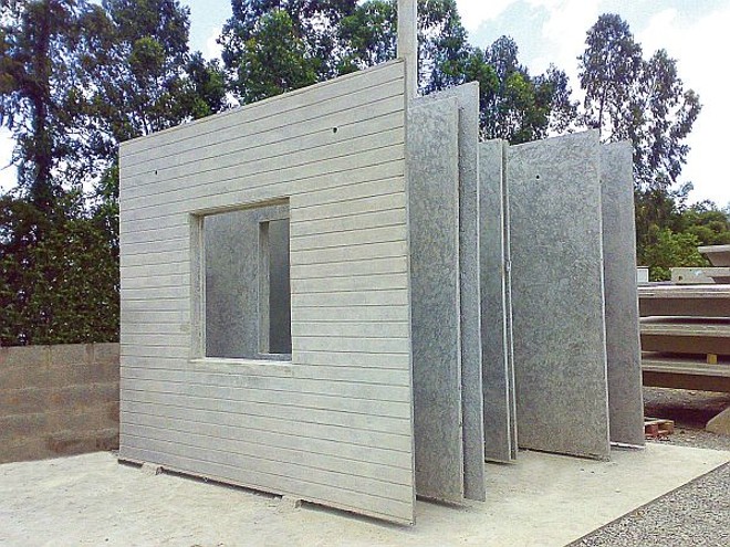 Peças da Brasitherm chegam prontas no local da obra para serem montadas |