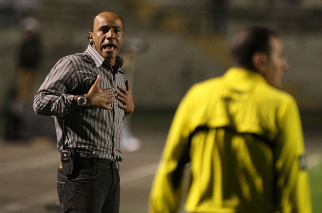 Sérgio Soares respondeu com vitória aos críticos que reclamam dos seus treinos secretos |