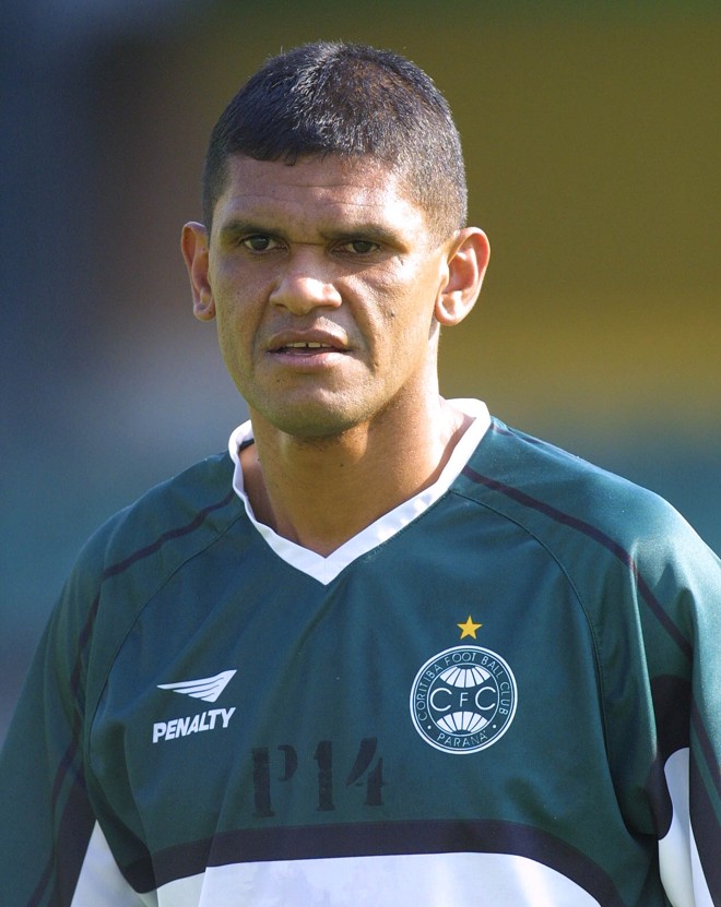 Edinho Baiano: regularidade e títulos no Trio de Ferro | 
