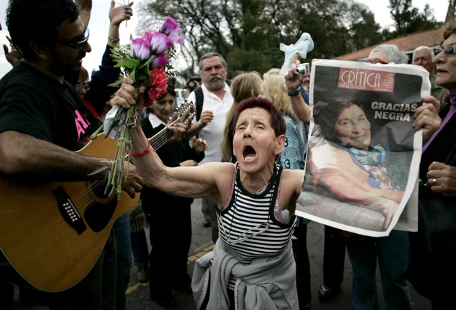 Argentinos choram a morte de Mercedes Sosa |