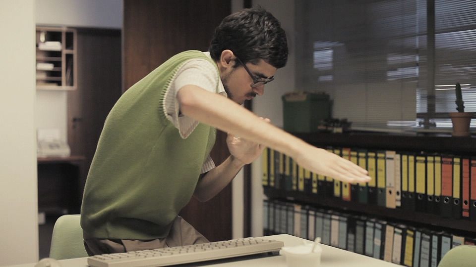 Um dos vídeos da campanha, em que as pessoas entram no clima do Lupaluna | Fotos: Reprodução