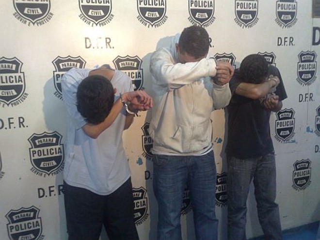 Os três homens detidos vão responder por assalto e formação de quadrilha |