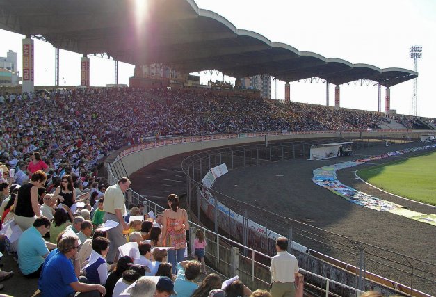 Apesar da iniciativa da Prefeitura, o estádio não tem os laudos técnicos exigidos para receber jogos oficiais | Arquivo/Agência de Notícias Gazeta do Povo