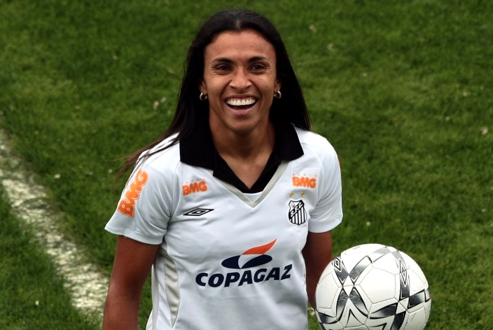 Marta vai estrear em Maringá, Apucarana e Paranavaí. Amistosos fazem parte da preparação da Seleção para disputas na África do Sul | Rogério Soares / A Tribuna