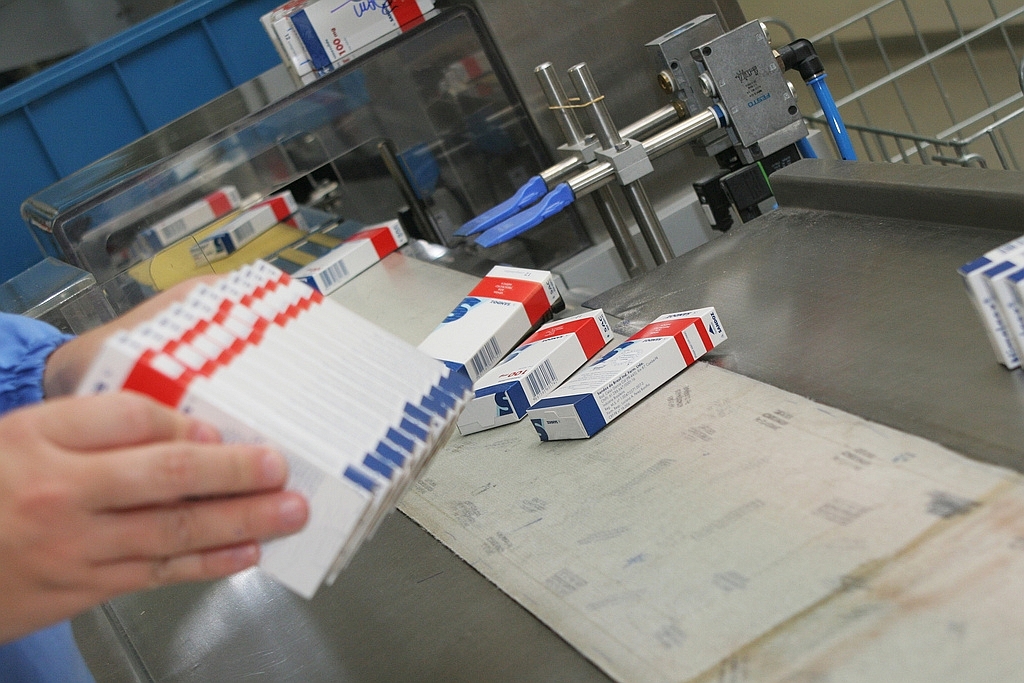 Linha da Sandoz em Londrina: à espera da queda de patentes para fazer novos genéricos | Divulgação