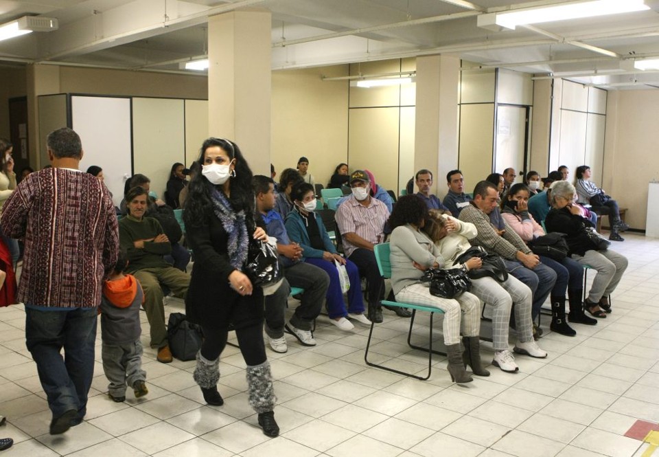 Pacientes de gripe voltaram a dividir espaço com portadores de outras doenças | Rodolfo Bührer/Gazeta do Povo