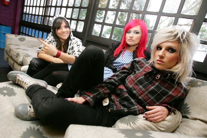 As garotas de Curitiba da Mixtape se apresentam no festival |