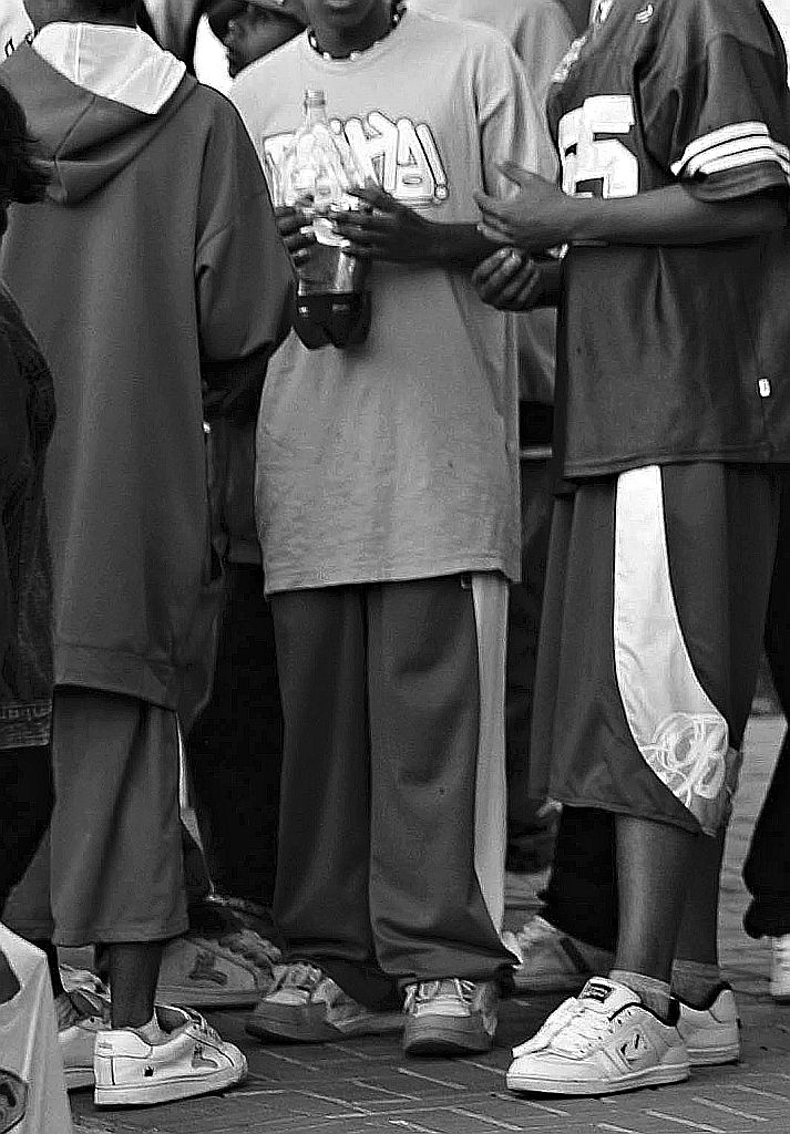 Hábitos de consumo de bebida alcoólica entre jovens devem pautar ações preventivas sobre danos do vício | Ivonaldo Alexandre/Gazeta do Povo