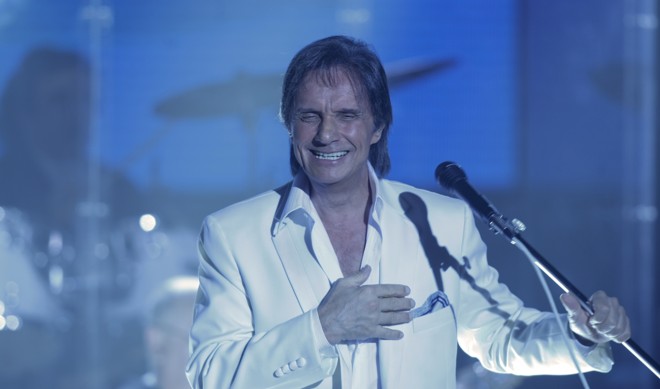 O público feminino não conteve as manifestações de idolatria: 