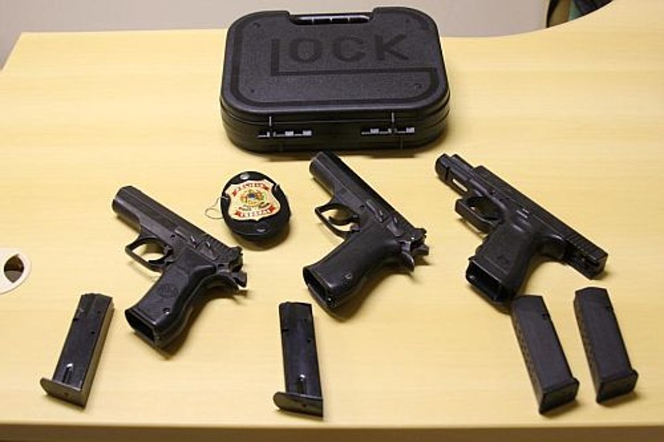 Pistolas 9 mm apreendidas em Foz do Iguaçu | Divulgação PF
