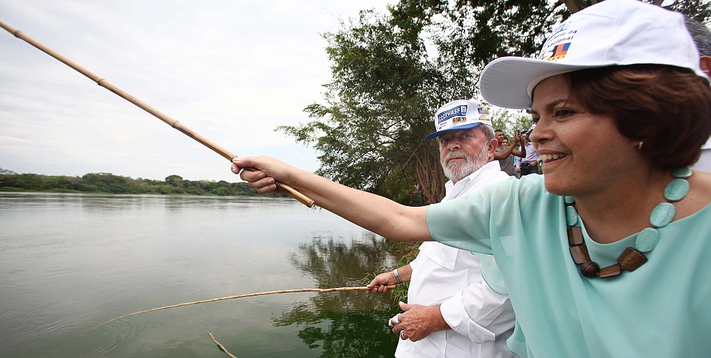 O presidente Lula e a ministra Dilma Rousseff pescam às margens do Rio São Francisco | Ricardo Stuckert/Presidência