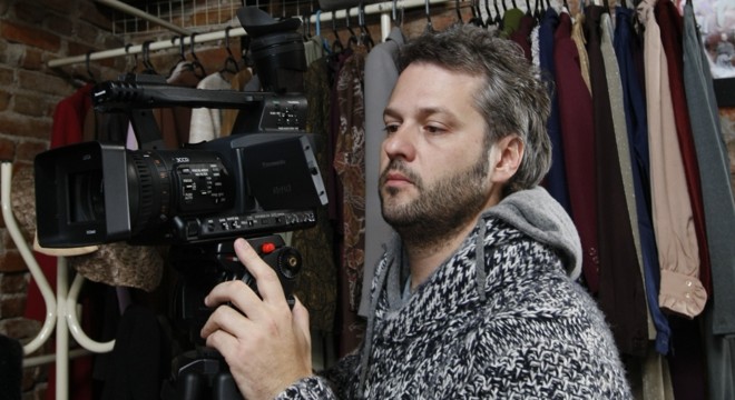 Usar a Educativa para discutir a identidade -