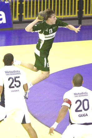 O time maringaense está na sétima colocação da Chave A, uma posição atrás de Blumenau | Cinara Picollo/Divulgação