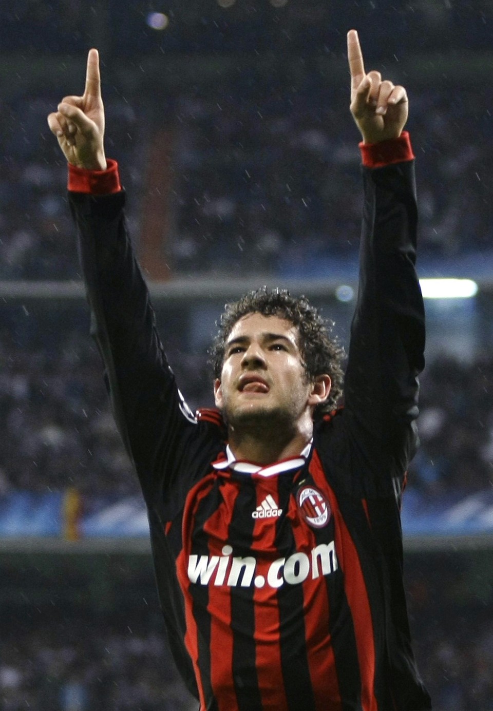 Pato brilhou, marcou dois e garantiu vitória do Milan | Sérgio Perez / Reuters