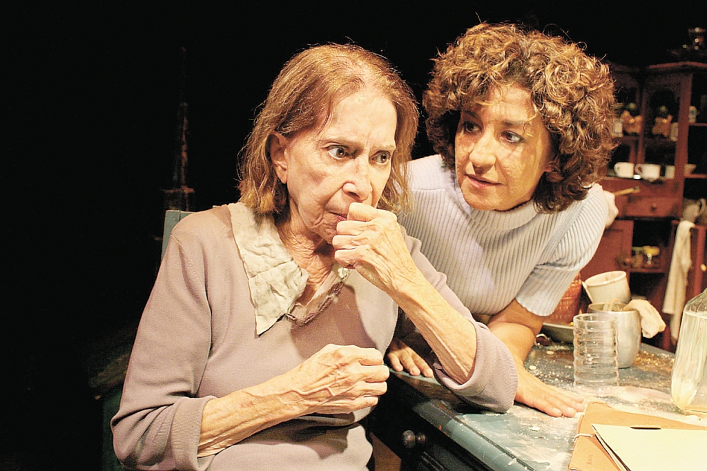 Cleyde Yáconis e Patrícia Gasppar, em O Caminho para Meca | Divulgação