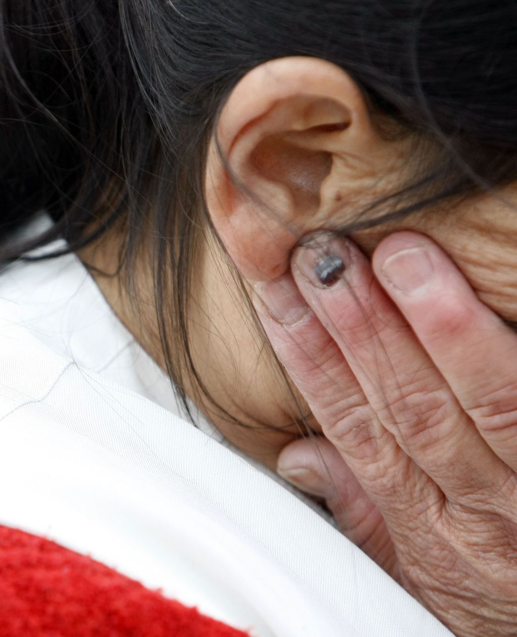 Maria teme deixar a escola à noite |