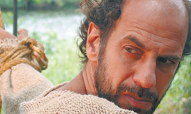 O ator e diretor Roberto Bomtempo vive o explorador espanhol Cabeza de Vaca | 