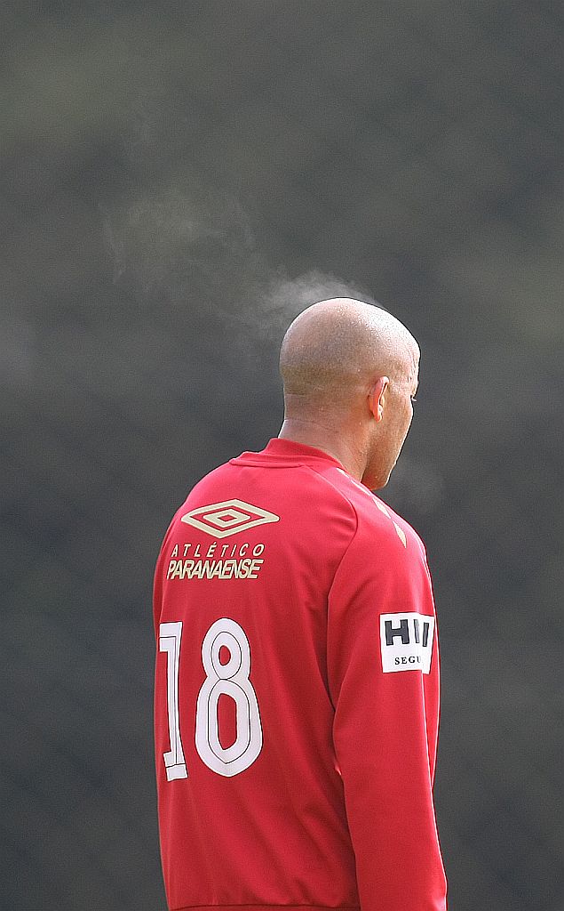 Alex Mineiro: Ídolo da torcida não consegue desempenhar o mesmo futebol que apresentou no Palmeiras na temporada passada | Jonathan Campos/ Gazeta do Povo