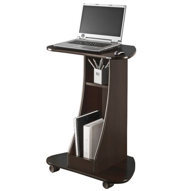 A mesa Artely Wind é fabricada com madeira de reflorestamento e tem rodízios para facilitar o transporte. Custa R$ 99,90 na loja PontoFrio.com |