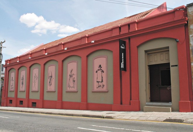 Teatro José Maria Santos: um dos espaços cênicos que 