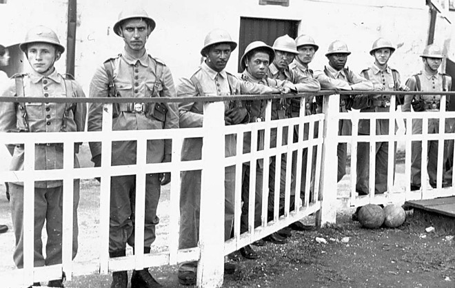 Equipe de guardas civis escalados para a segurança da partida de futebol entre Britânia e Juventus, no dia 14 de agosto de 1949 | 