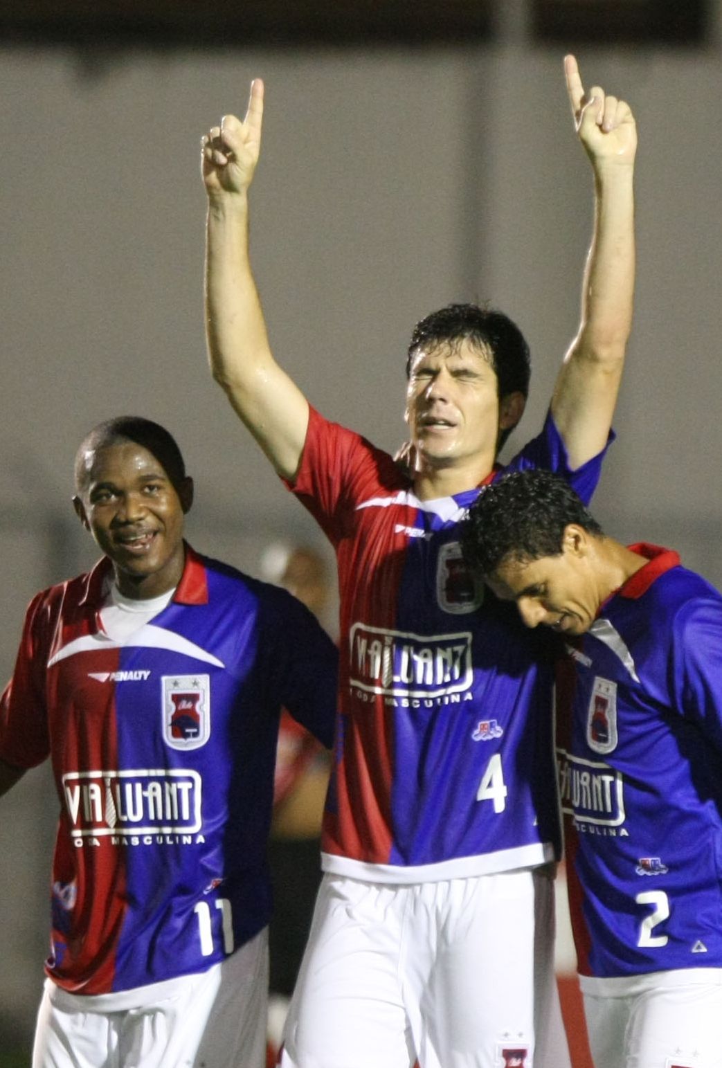 Luiz Henrique comemora segundo gol paranista: "Foi a coroação da minha ascensão" | Pedro Serápio / Gazeta do Povo