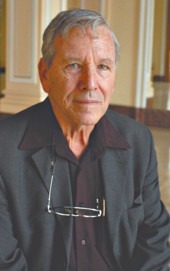 Oz: um dos grandes escritores da atualidade, sempre cotado ao Nobel |