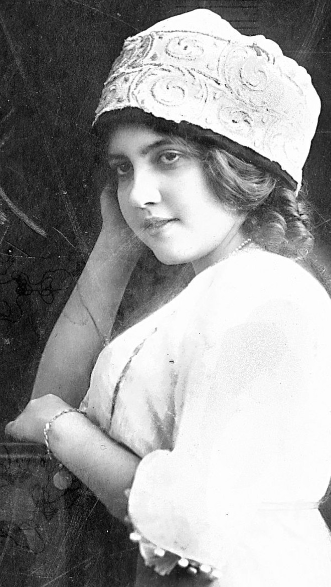A jovem Mercedes Fontana, que comandou a indústria ervateira da família |
