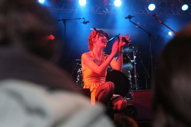 A banda prepara-se para lançar o primeiro disco, mas os hits já estão na boca dos fãs | 