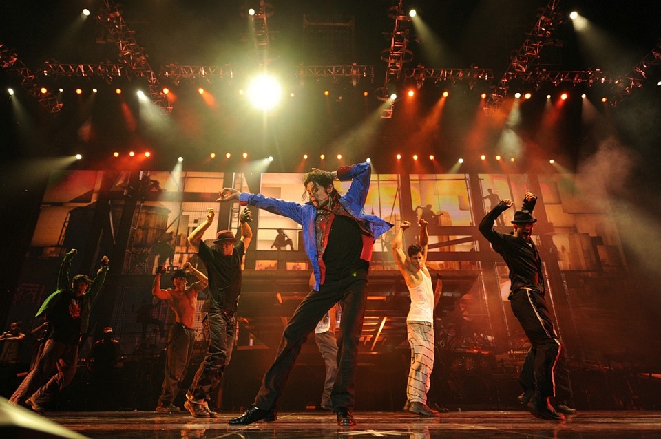 Michael Jackson durante ensaio de sua turnê: revivido no filme-show This Is It | Divulgação