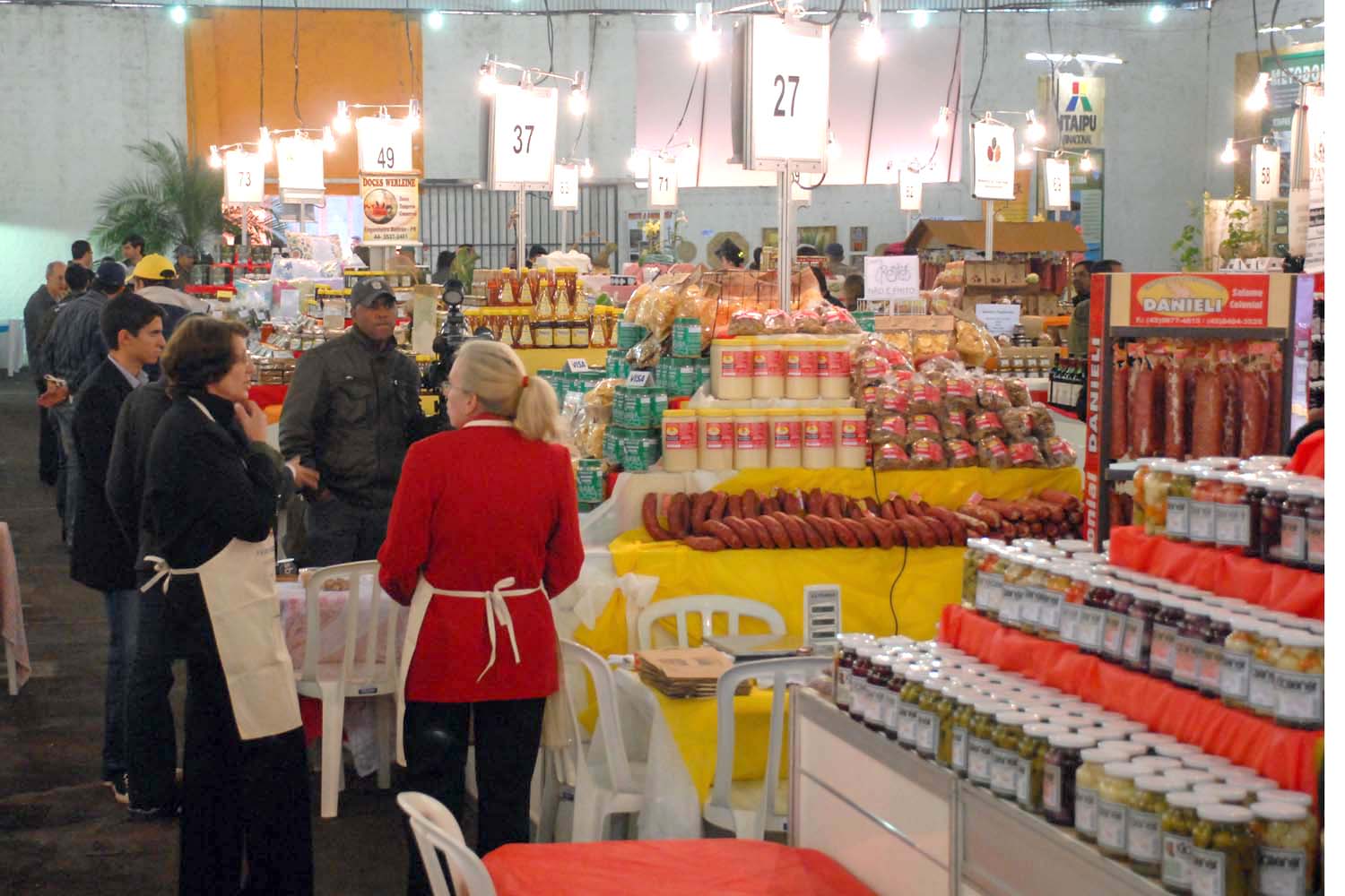 Das mais de 50 agroindústrias presentes, 45% eram da região e 55%, de outros municípios paranaenses | AENotícias