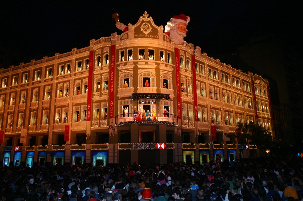 Em 2008, o espetáculo mostrou o "Natal Feito Criança" com Fulvio Stefanini | Pedro Serapio / Agência de Notícias Gazeta do Povo