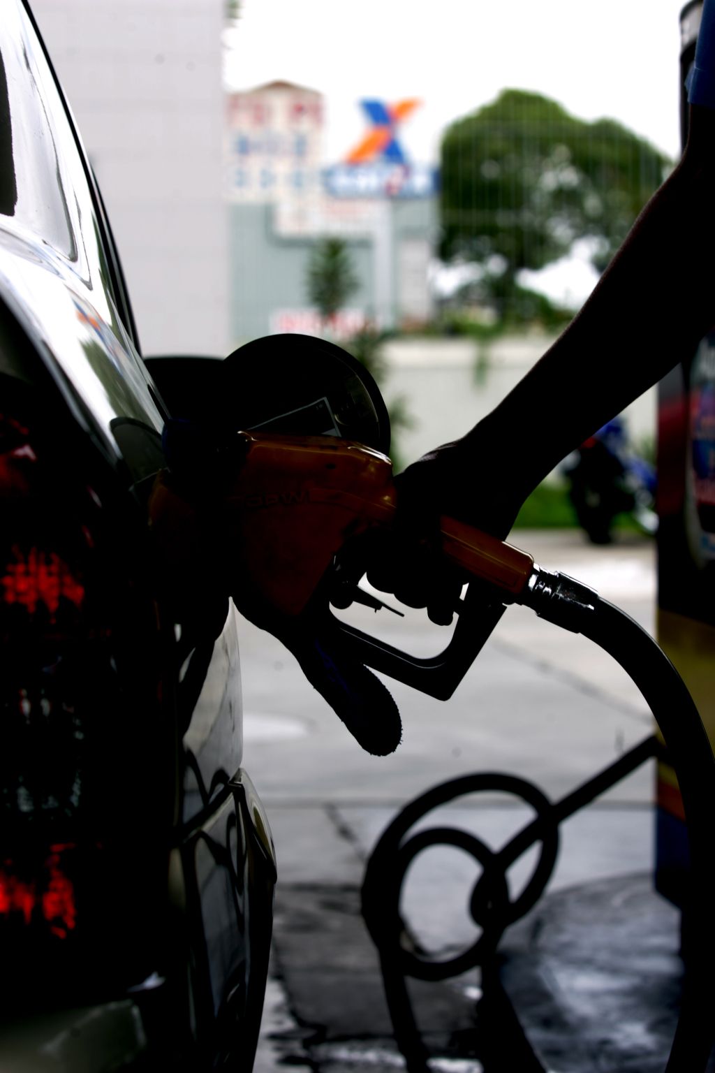 Apesar da alta no preço, álcool ainda é mais econômico que gasolina | Daniel Castellano/Gazeta do Povo