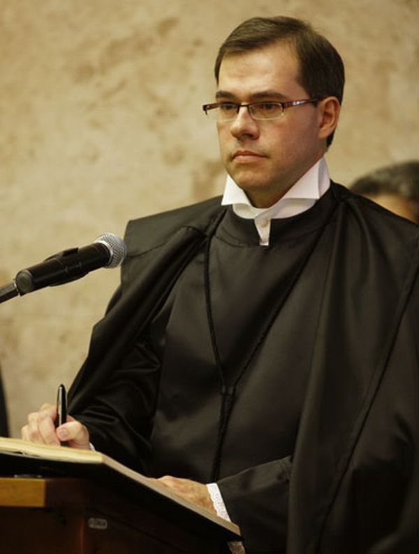 José Antonio Dias Toffoli na solenidade de posse como novo ministro do Supremo Tribunal Federal | Gil Ferreira/STF