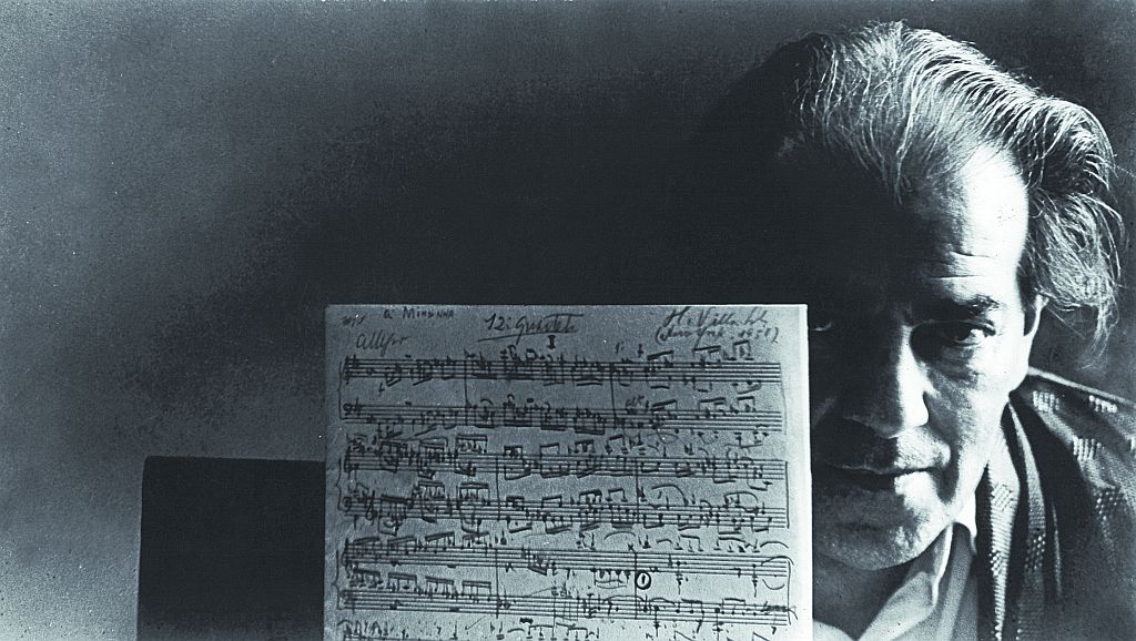 Heitor Villa-Lobos (1887-1959), em foto de 1959: sensível, compositor uniu primitivismo sinfônico de Stravinsky a sons naturais do Brasil | Arnold Newman /Divulgação Museu Villa-Lobos
