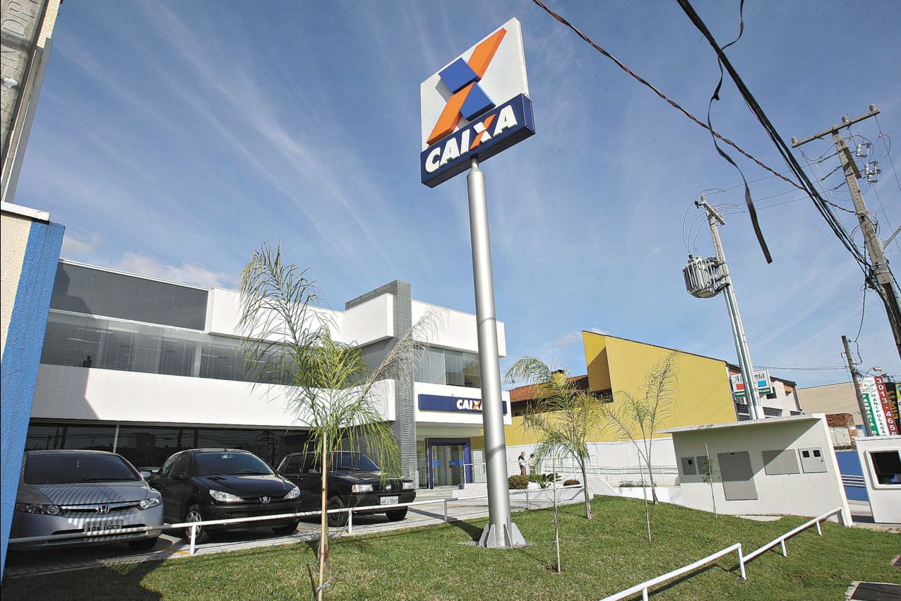 Agência da Caixa, no Jardim das Américas: um dos primeiros empreendimentos no Brasil a receber o selo Procel Edifica | Ivonaldo Alexandre/ Gazeta do Povo