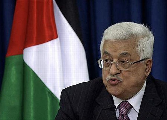 Caso aceite o adiamento, Abbas provavelmente ficará no poder por tempo indeterminado | Reuters
