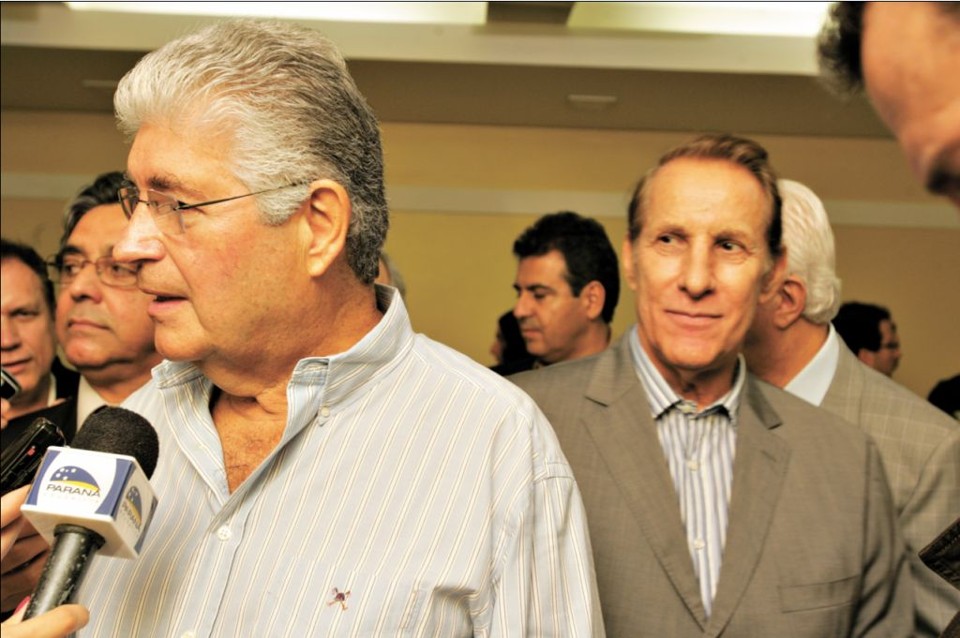 Requião e Orestes Quércia, durante o encontro em Curitiba: em busca de fôlego novo para o PMDB | Ivonaldo Alexandre/Gazeta do Povo