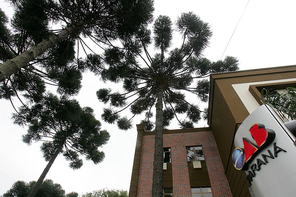 Sede da OAB paranaense: duas chapas disputam o direito de comandar uma das instituições mais influentes do estado | Rogério Machado/ arquivo Gazeta do Povo.