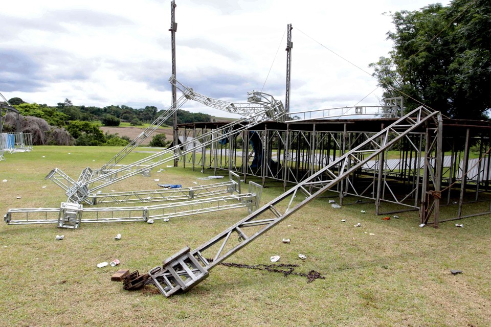 Entre 2 mil e 2,5 mil ingressos haviam sido vendidos para a festa, que duraria mais de 15 horas | Ivan Amorin/Gazeta do Povo