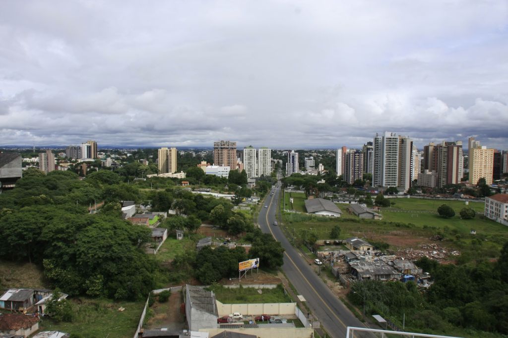 Famílias que reivindicam posse de imóveis na área prometem emperrar a negociação na Justiça | Daniel Derevecki/ Gazeta do Povo