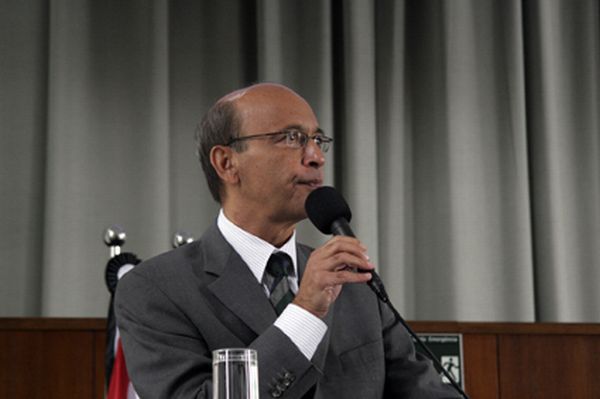 Aos 64 anos, o especialista acumula pelo menos quatro diferentes trabalhos, todos ligados a estudos da longevidade | Divulgação / Câmara Municipal de São Paulo