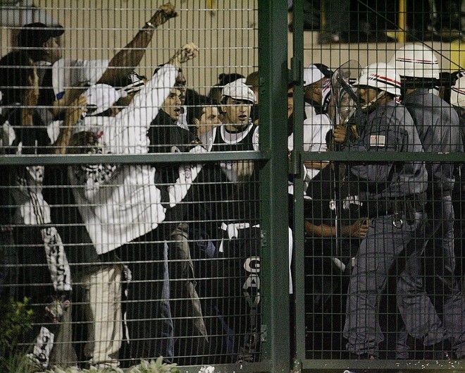 Corinthians 1 x 3 River Plate, 4/5/2006, Libertadores | 
