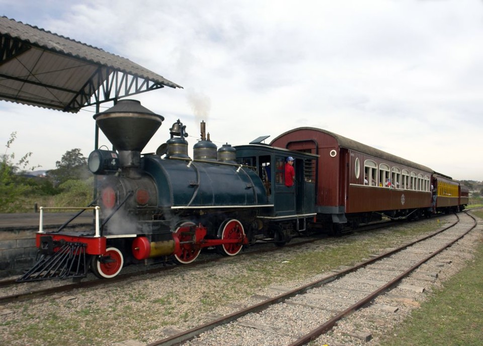 Turistas podiam passear na ferrovia construída especialmente para o museu | Rogério Roberto