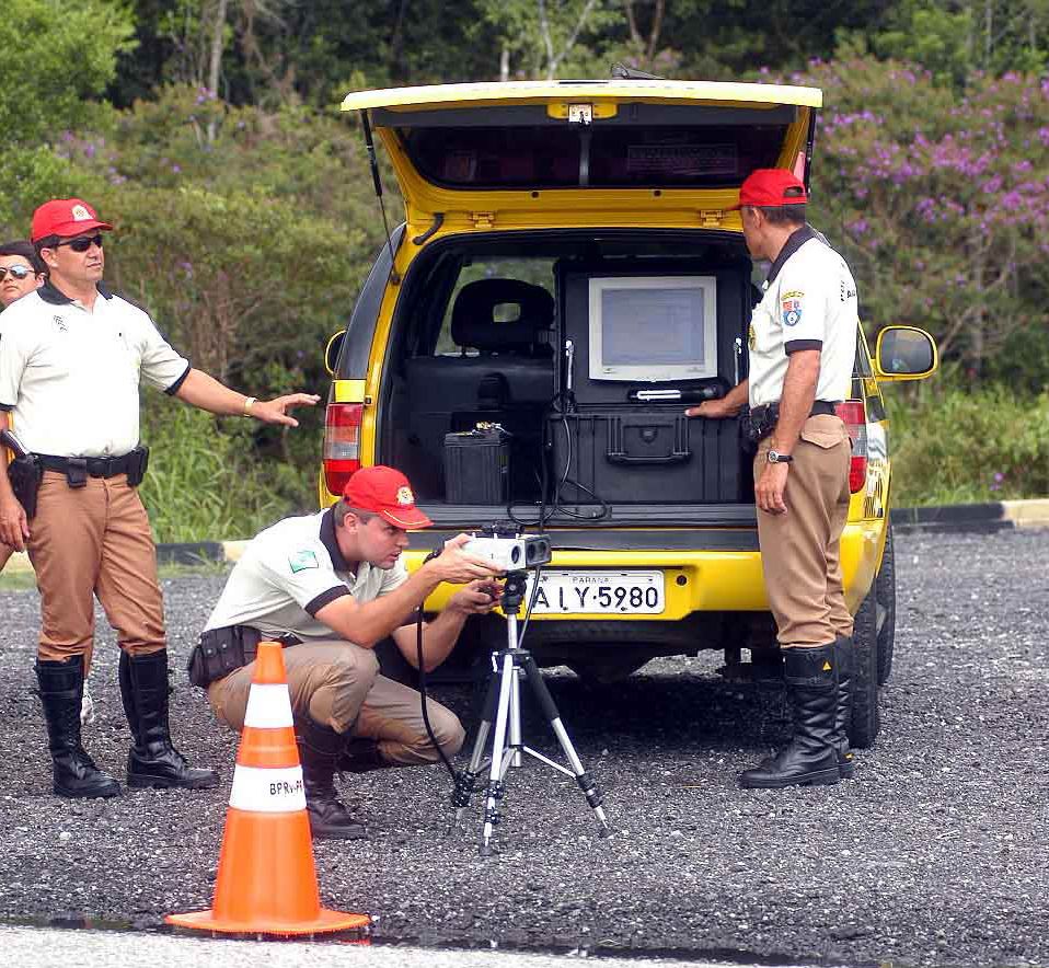 Objetivo é conscientizar os motoristas sobre os cuidados a serem tomados nas estradas durante as viagens | Marcio Machado / SECS