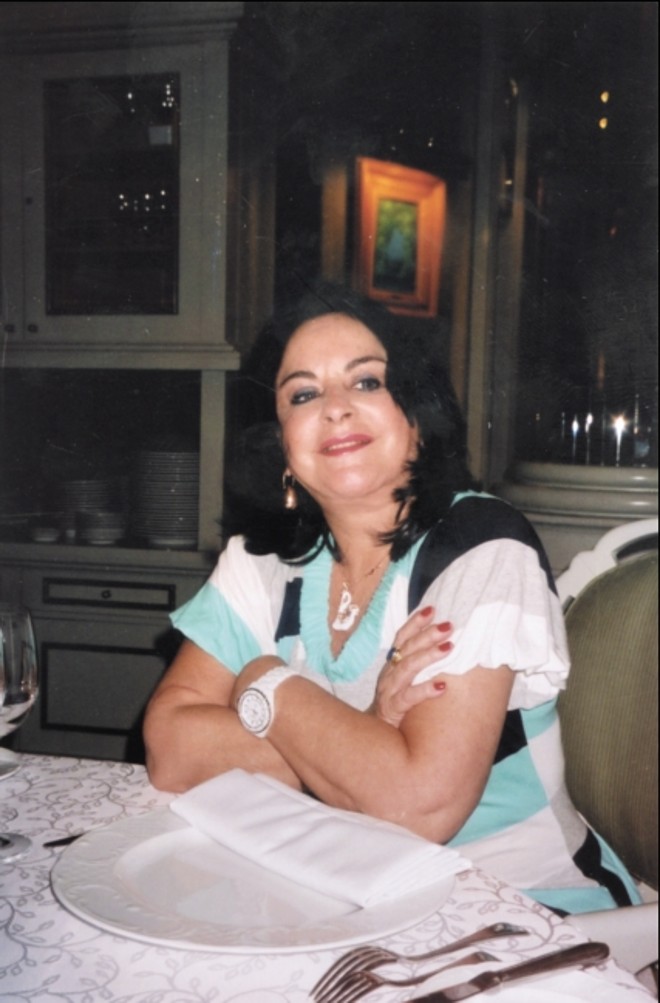 Em jantar no Le Bourbon, a atuante Margarida Mercer, nomeada pela Assembleia Legislativa da Paraná 